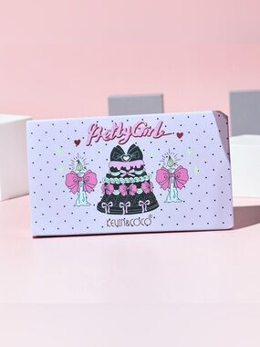 PrettyGirl Pink 6-Pan Eyeshadow Palette Set